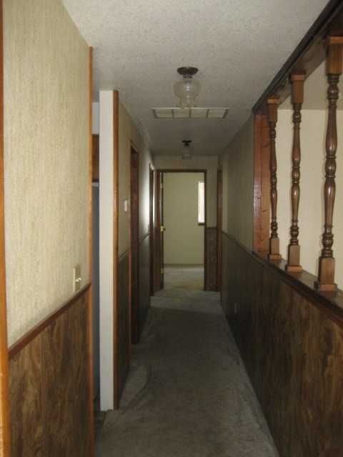 1113 Ne Grandview Dr - Photo 6 of 10