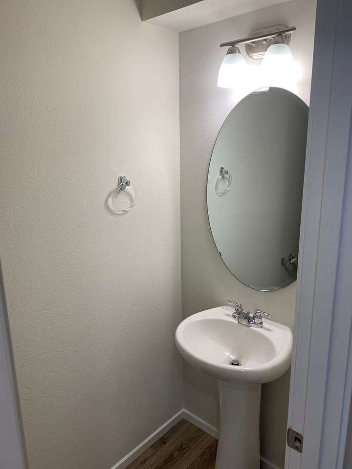 537 Ne 138th Pl - Photo 4 of 38