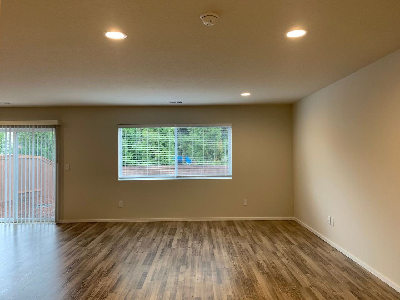 537 Ne 138th Pl - Photo 6 of 38