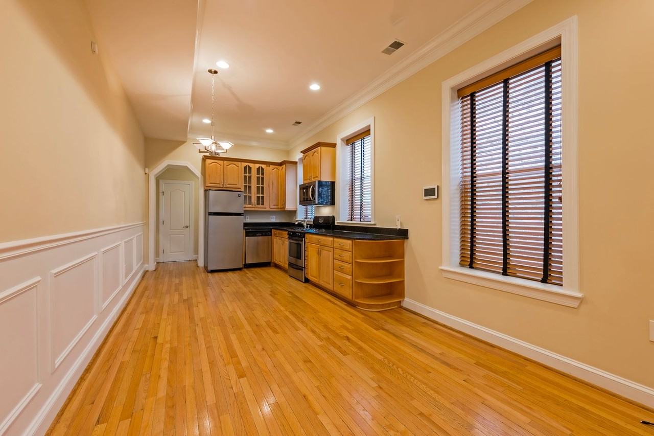 45 R St Nw #2 - Photo 6 of 31