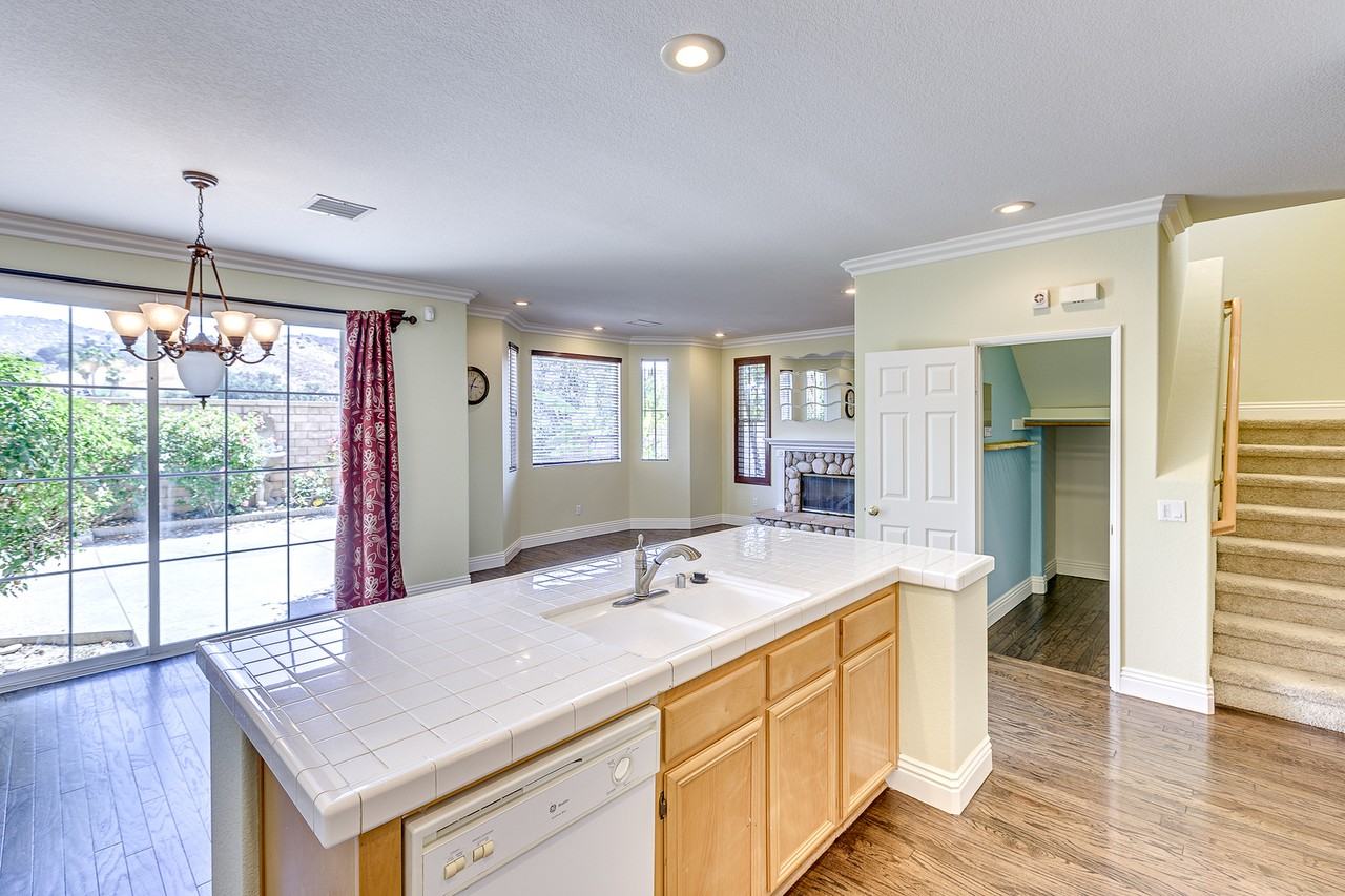 5960 Juniper Ct - Photo 5 of 17