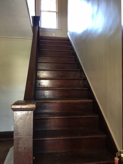 813 1/2 Grant St - Photo 5 of 12