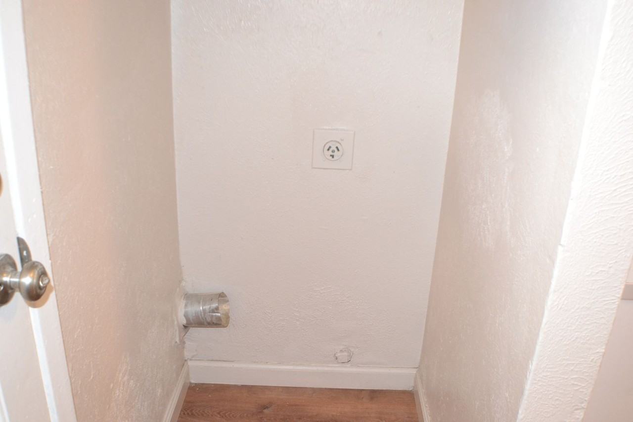 1520 Pebblewood Dr - Photo 6 of 25