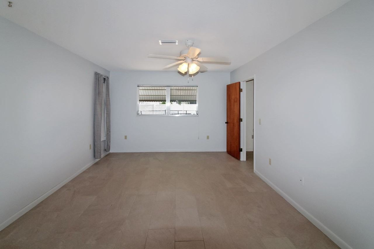 1317 Mango Ave - Photo 6 of 16