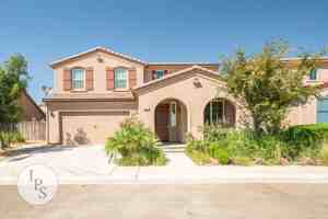 featured image of 3611 Lansing Ave