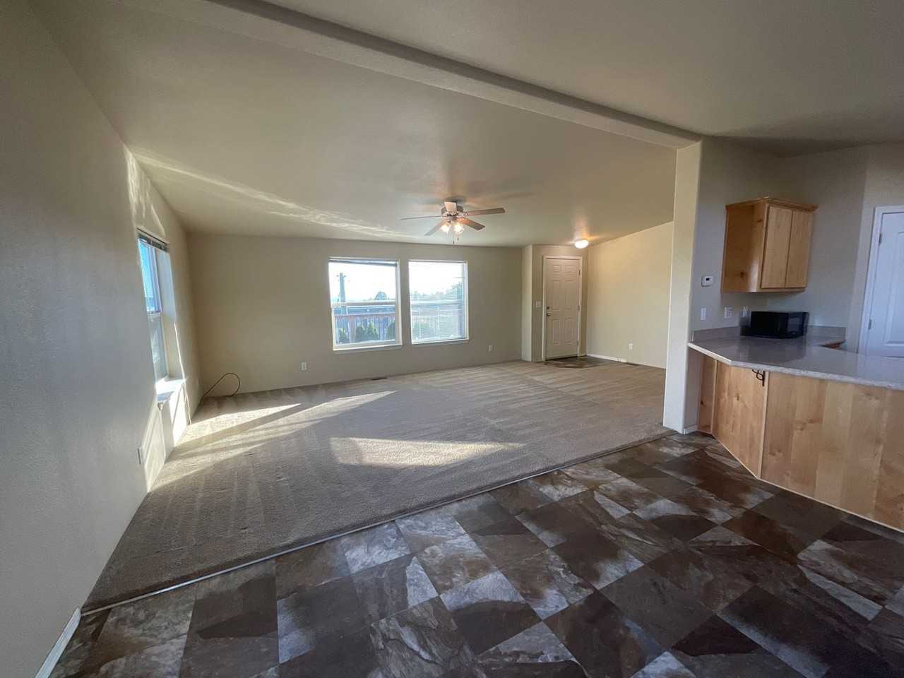 8477 Selder Rd - Photo 2 of 20