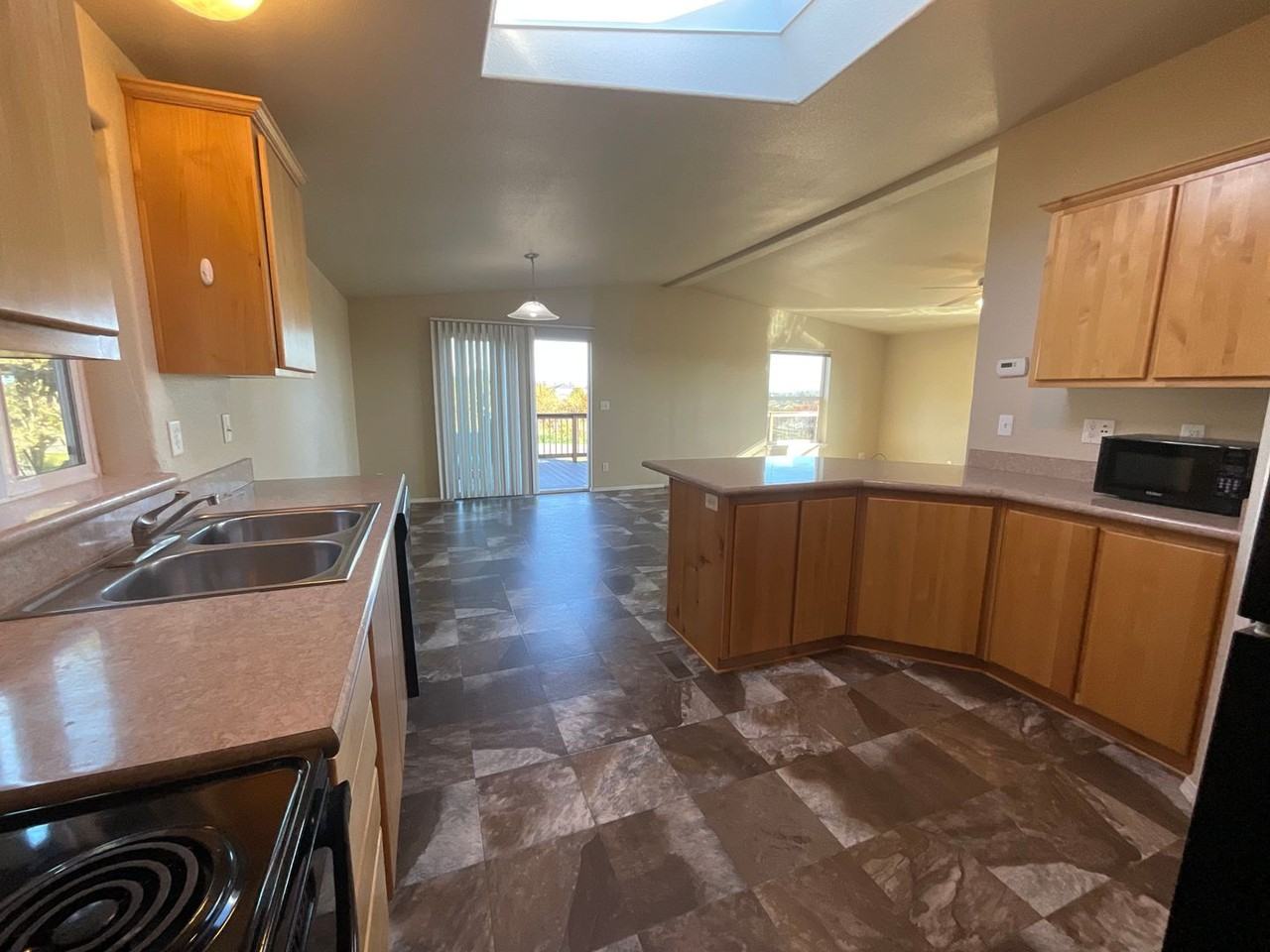 8477 Selder Rd - Photo 6 of 20