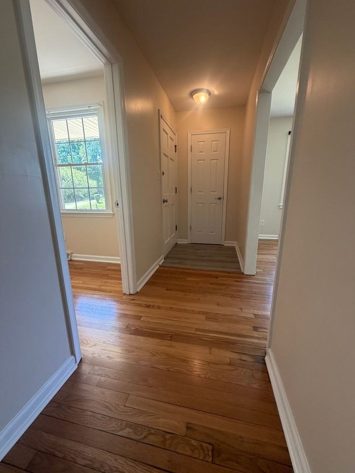 2703 Toronto Ln - Photo 7 of 30