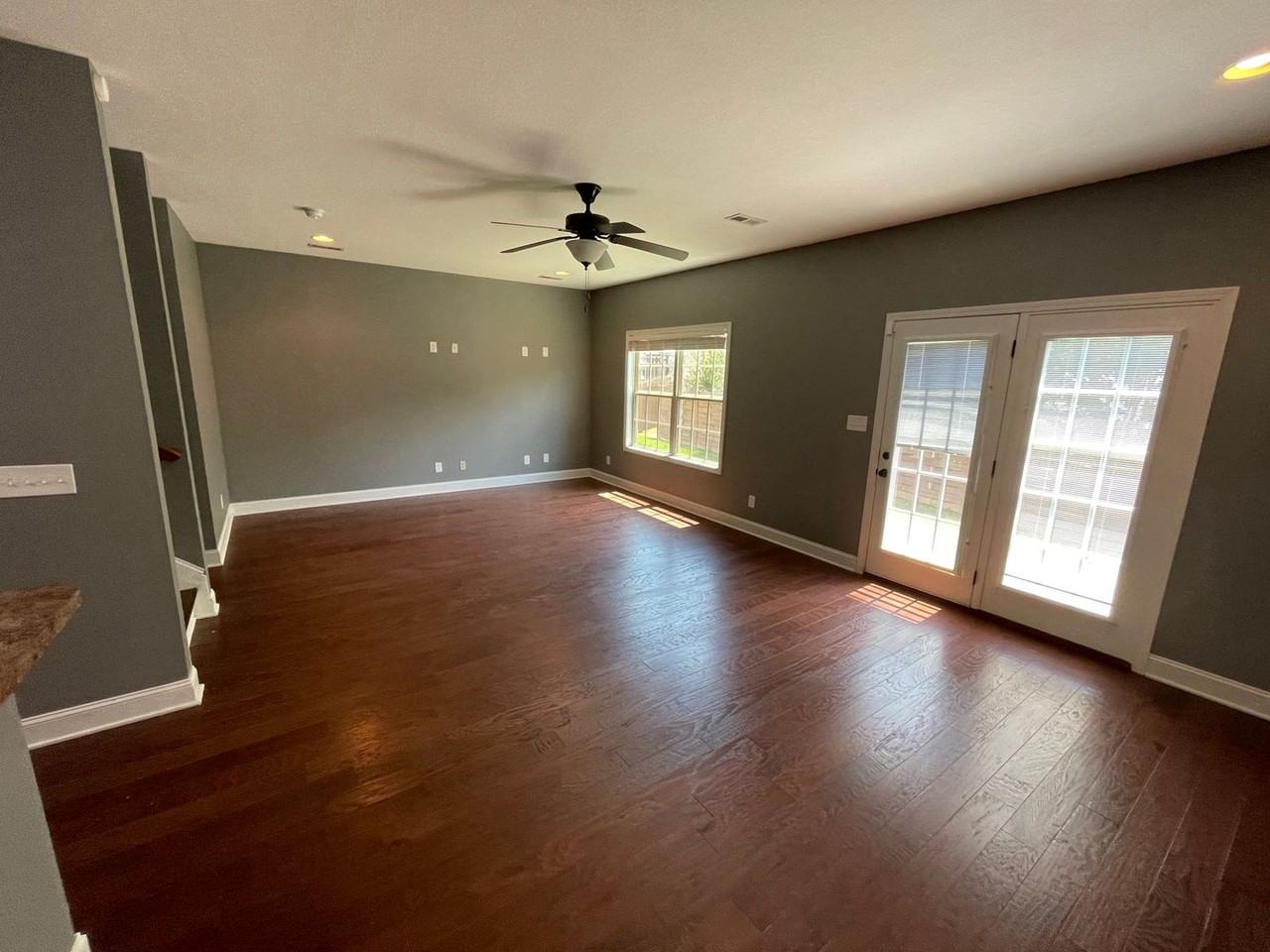 7127 Deer Springs Way - Photo 7 of 18
