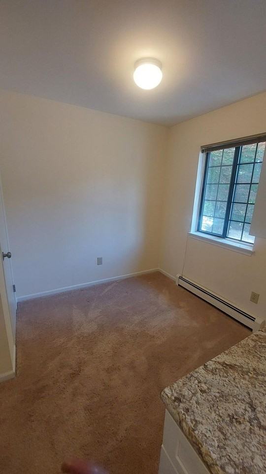 28 Andover Ct - Photo 3 of 11
