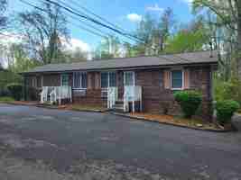 featured image of Halstead Dr
