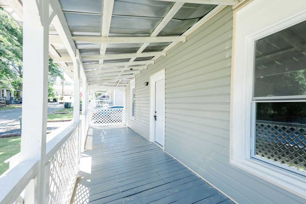732 Williams St - Photo 5 of 50