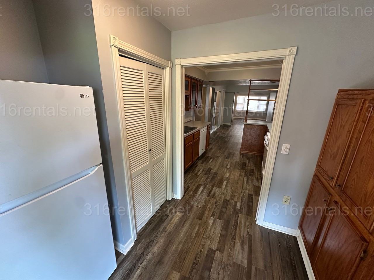 1748 S Meridian Ave - Photo 4 of 21