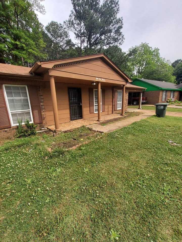 3514 Clearbrook St - Photo 4 of 4