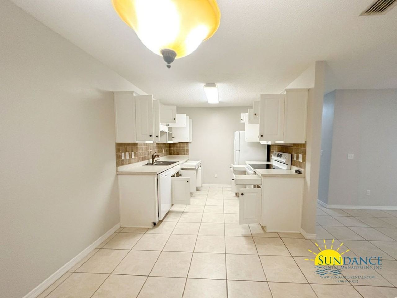27 E Lane Dr - Photo 5 of 19