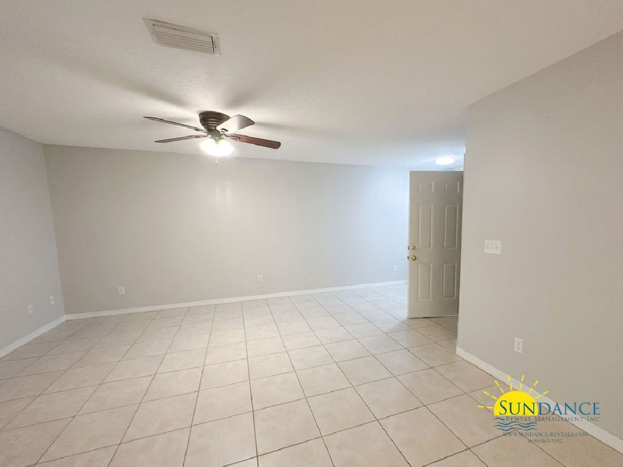 27 E Lane Dr - Photo 7 of 19
