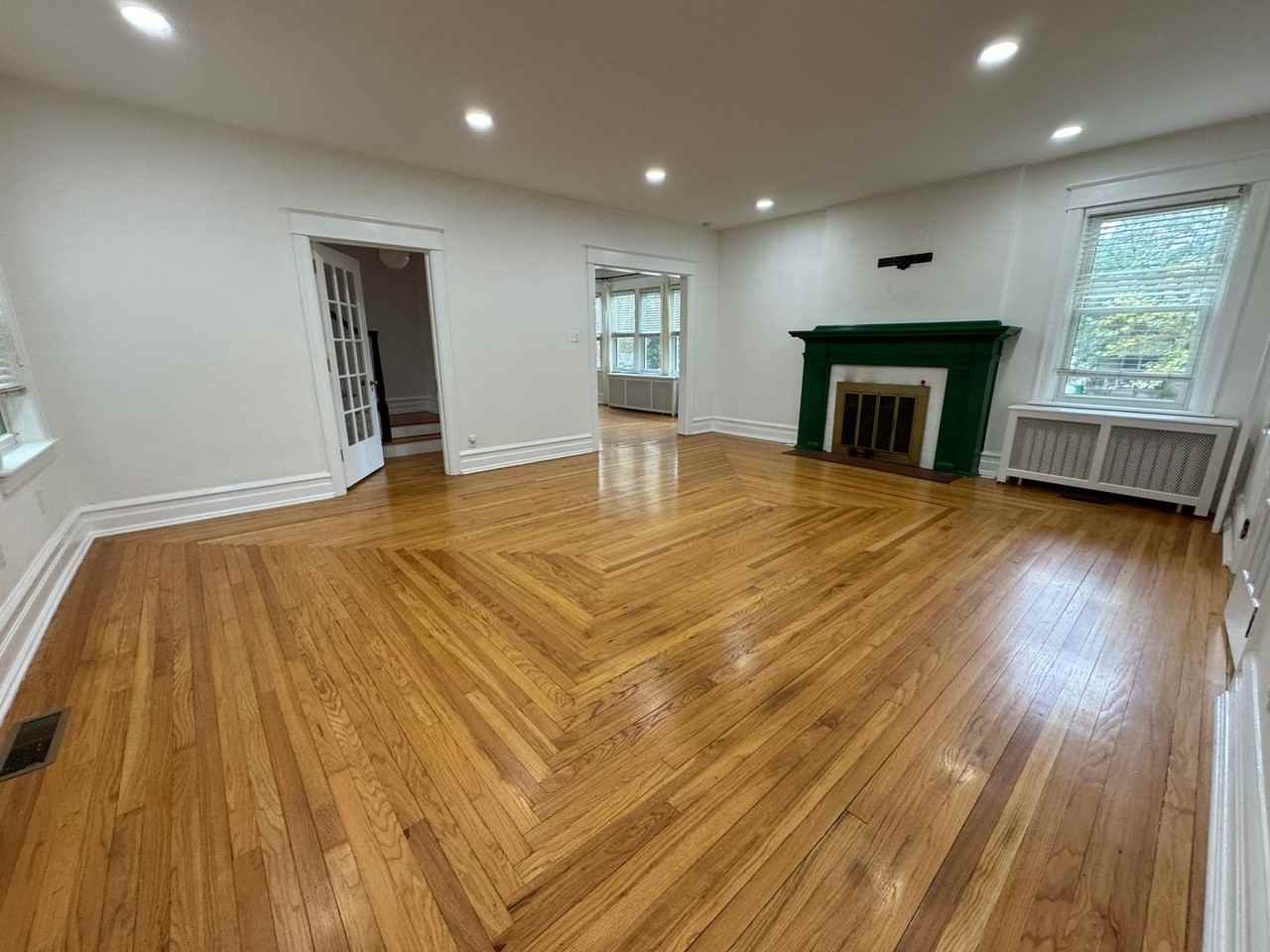 2201 W Gordon St - Photo 5 of 50