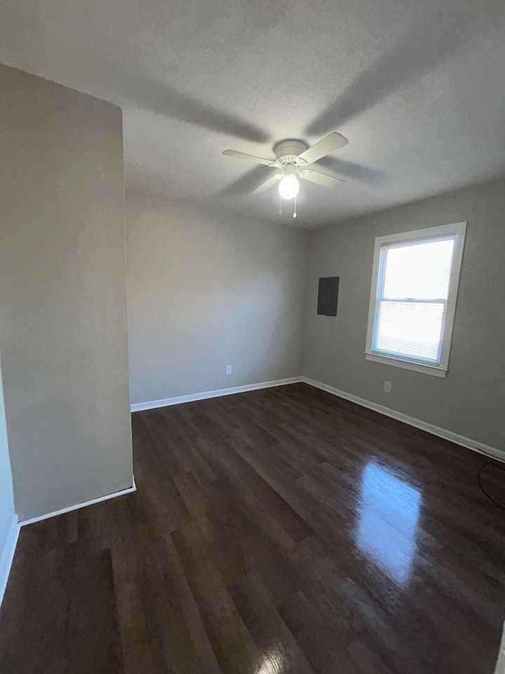 119 Calvin Ct Apt A - Photo 7 of 7
