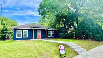 featured image of 1223 W Colorado Ave