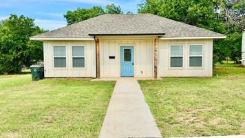 featured image of 1315 Sheppard St