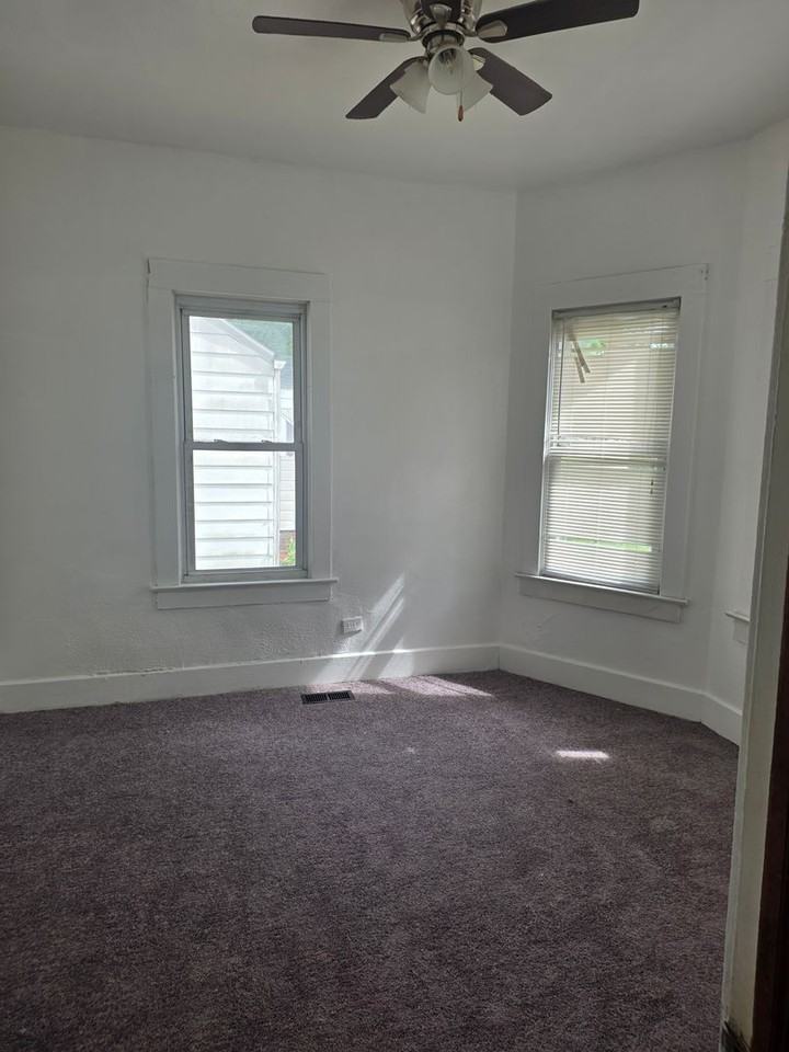 2451 S 11th St - Photo 2 of 6