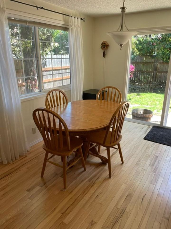 1215 Alfaretta Dr - Photo 4 of 9