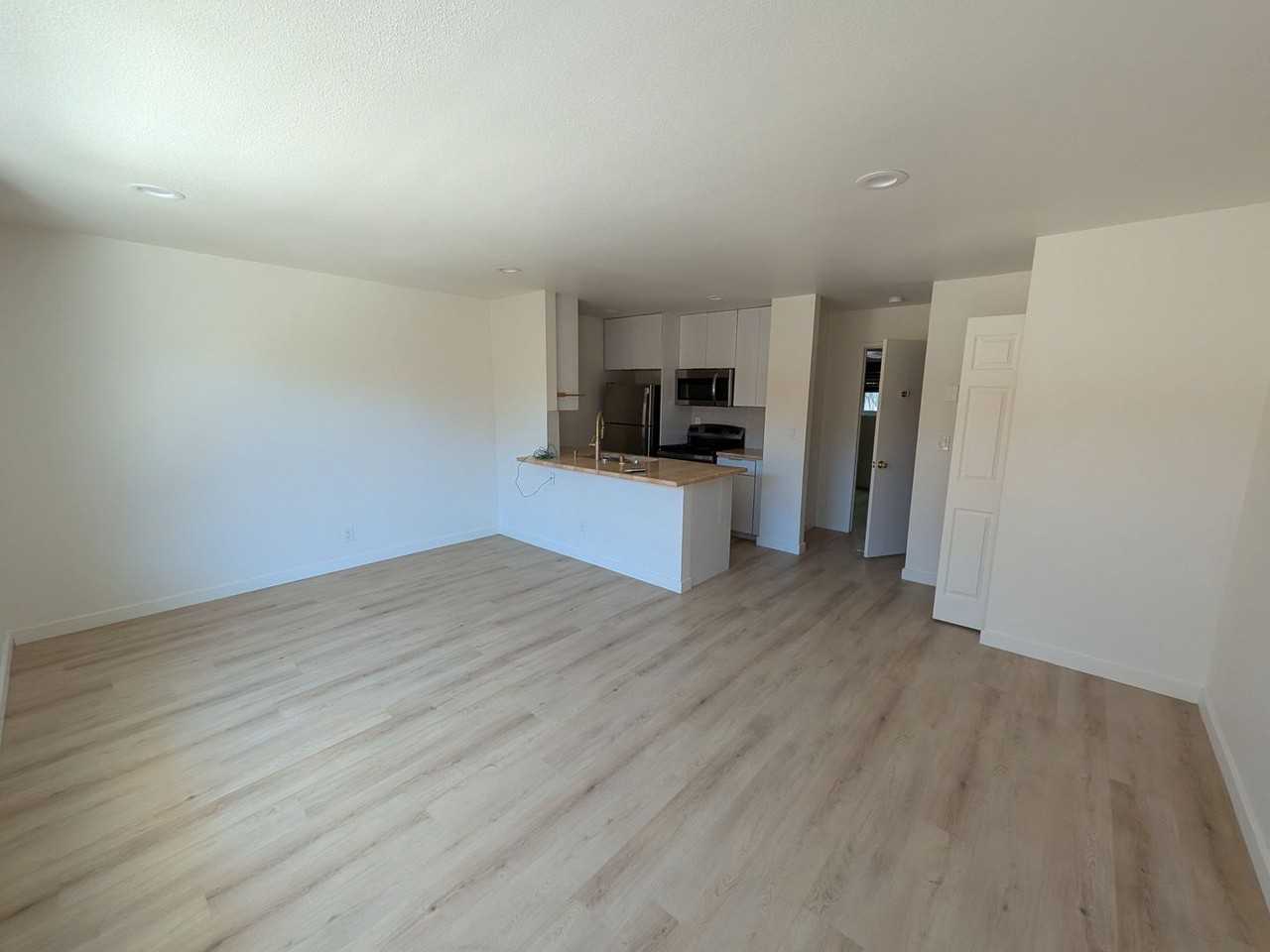 4539 36th St. - Photo 4 of 27