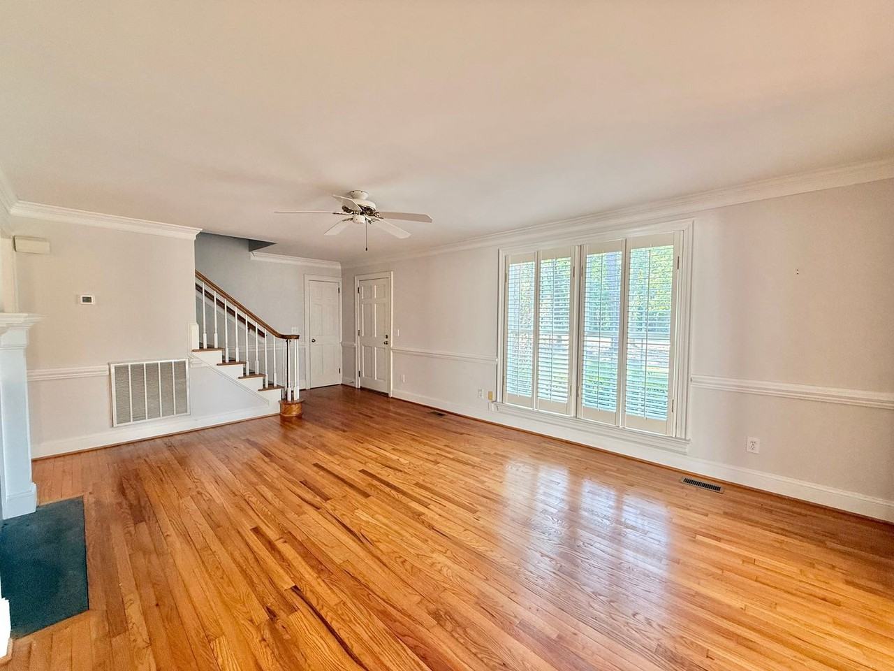 1610 Ridge Rd - Photo 6 of 50