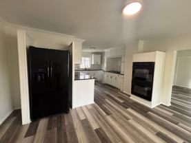 655 S Hillside St - Photo 1 of 1