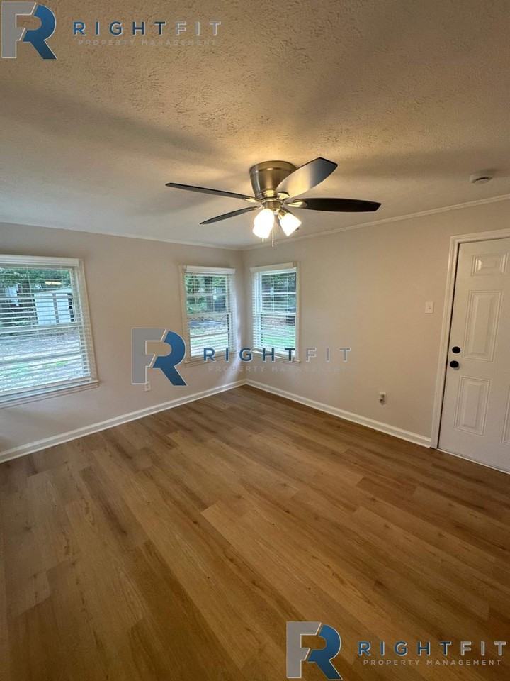 2224 Avalon Rd - Photo 2 of 8
