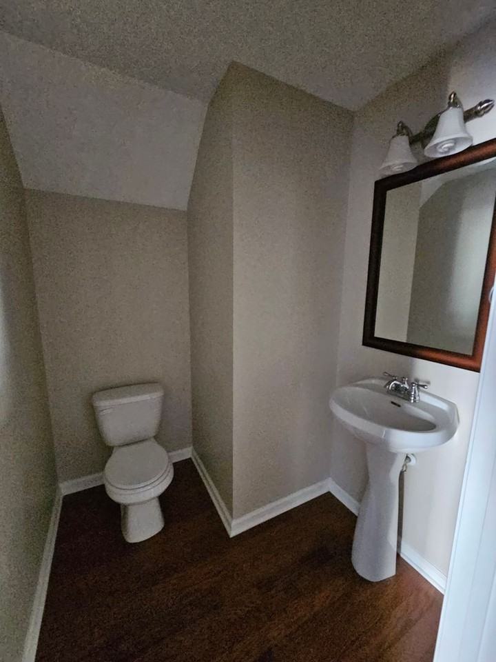 165 Canal Place Cir - Photo 3 of 28