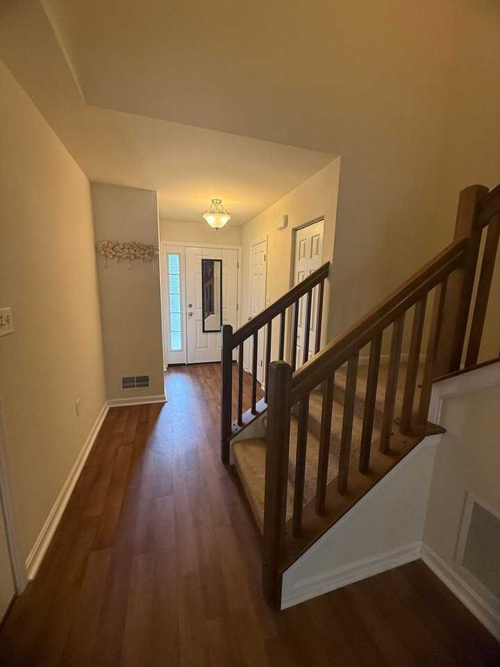 16 Brook Side Dr - Photo 6 of 18