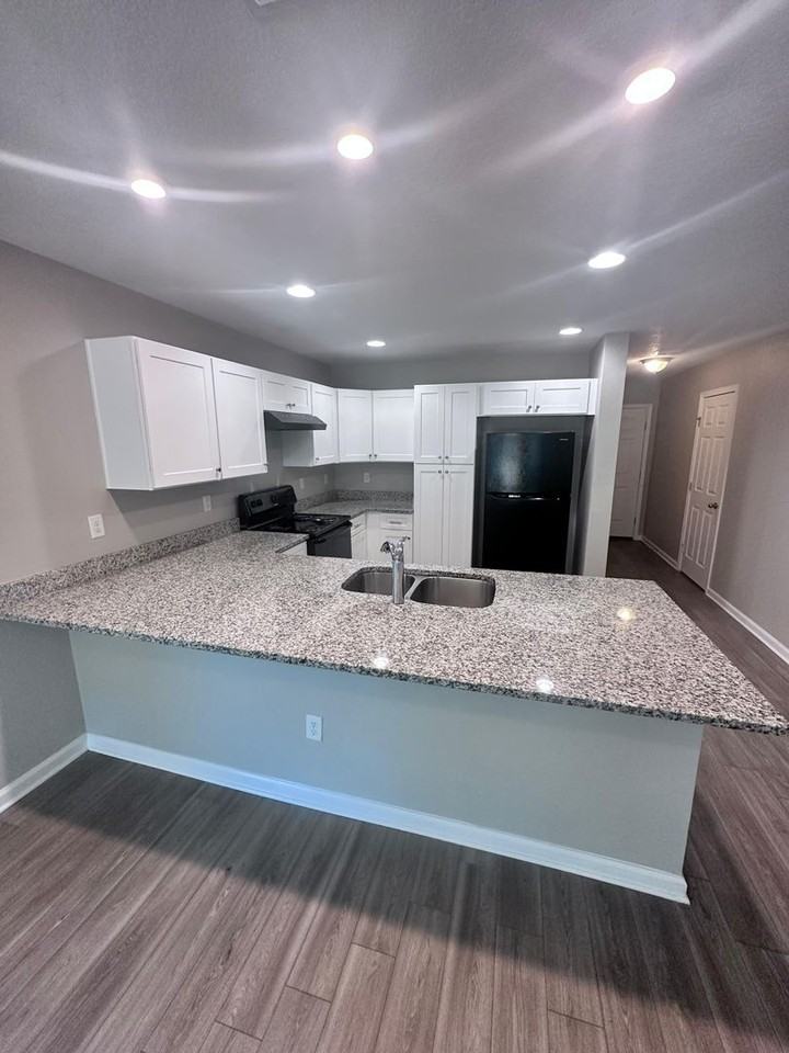 2167 Kistlers Ridge Way - Photo 6 of 35