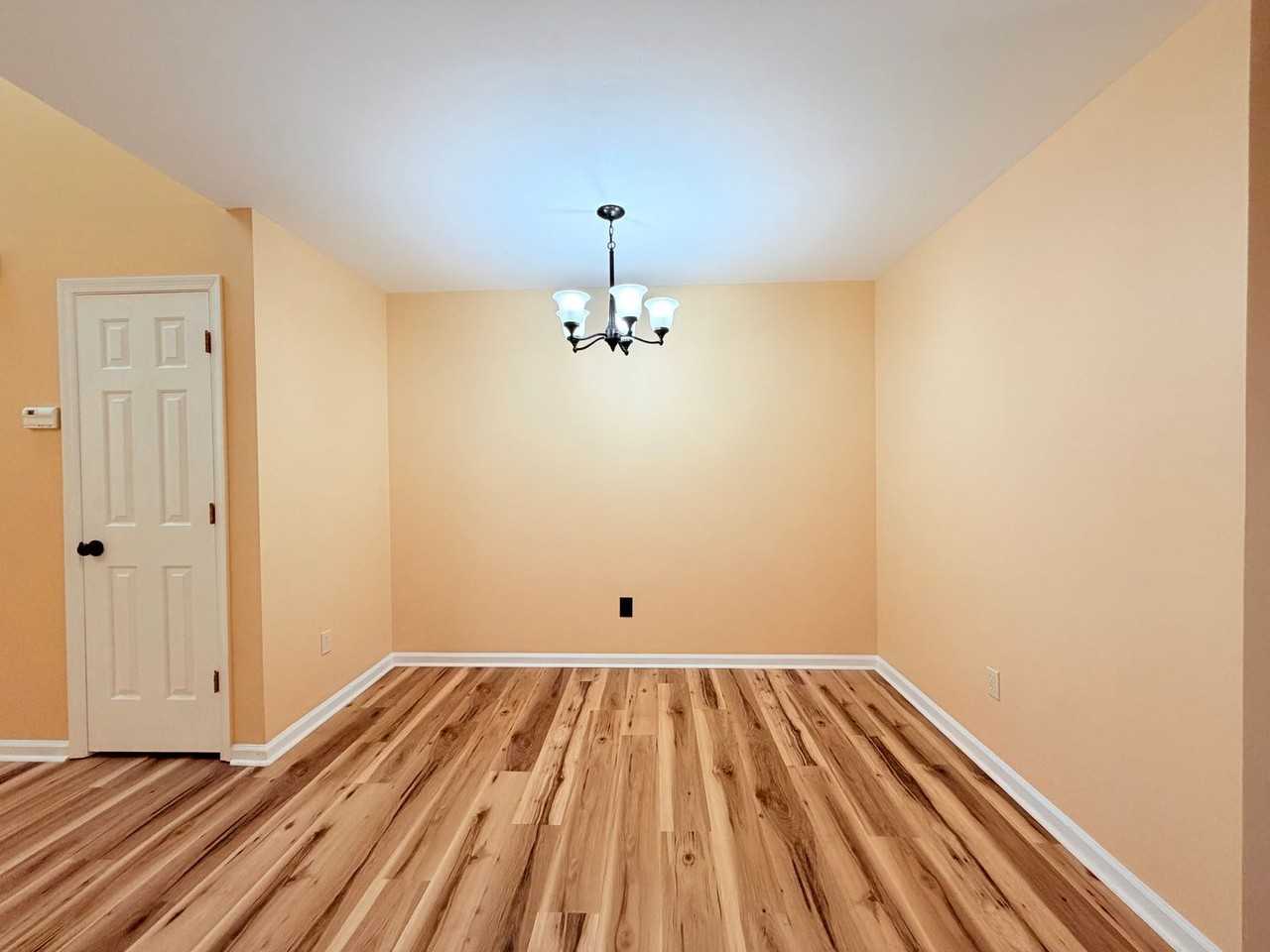 5302 Aden Ct - Photo 6 of 13