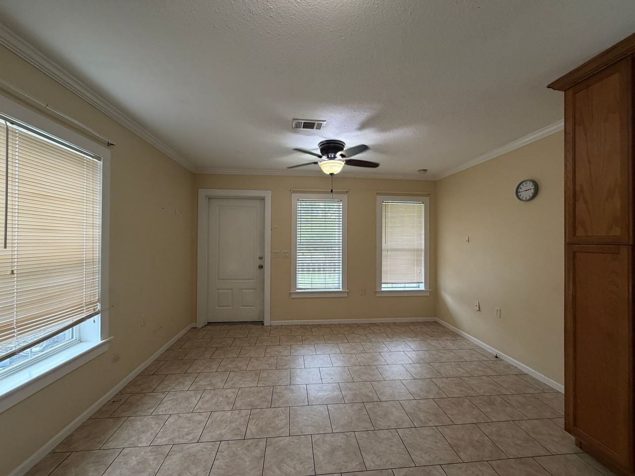 9086 Highway 165 S - Photo 6 of 24