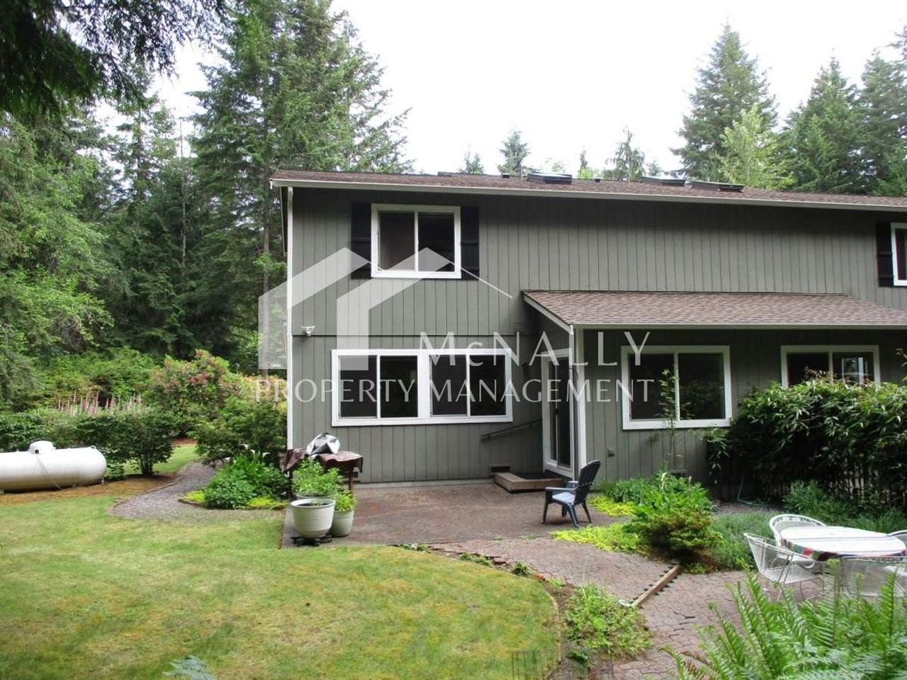 15017 42nd Ave Nw - Photo 4 of 26