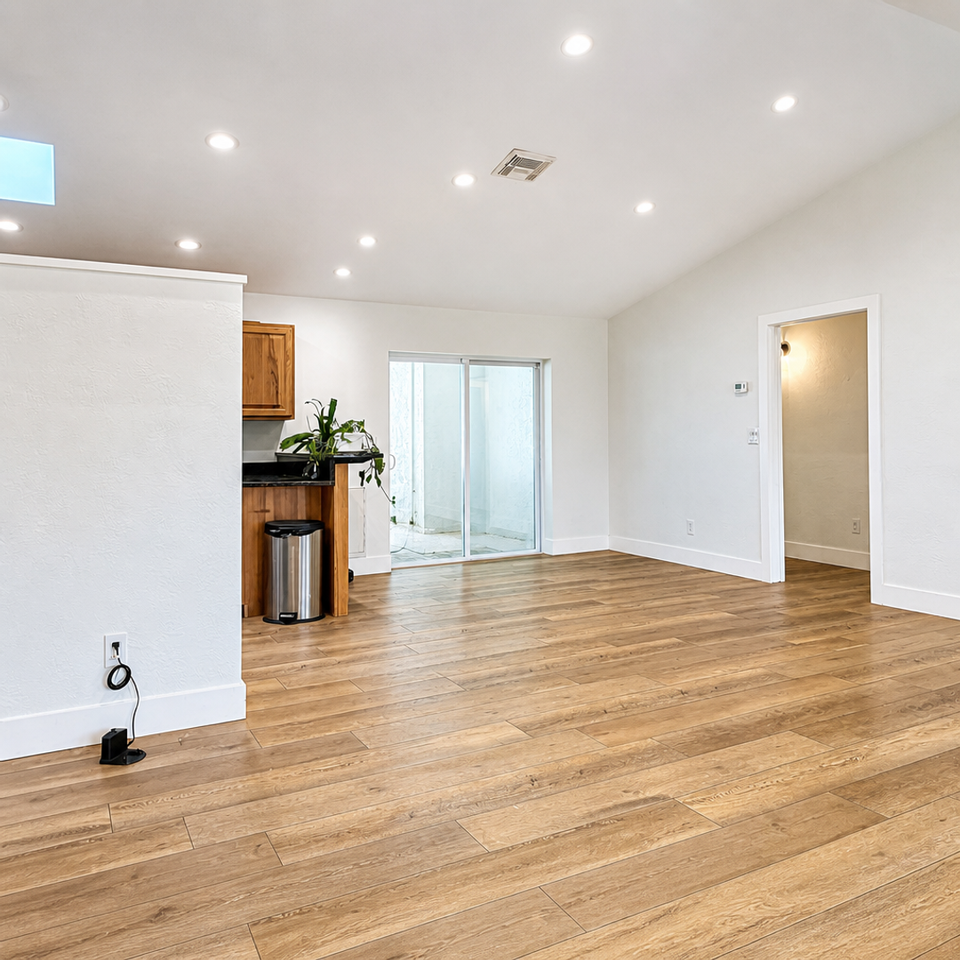 324 42nd Ave N - Photo 6 of 33