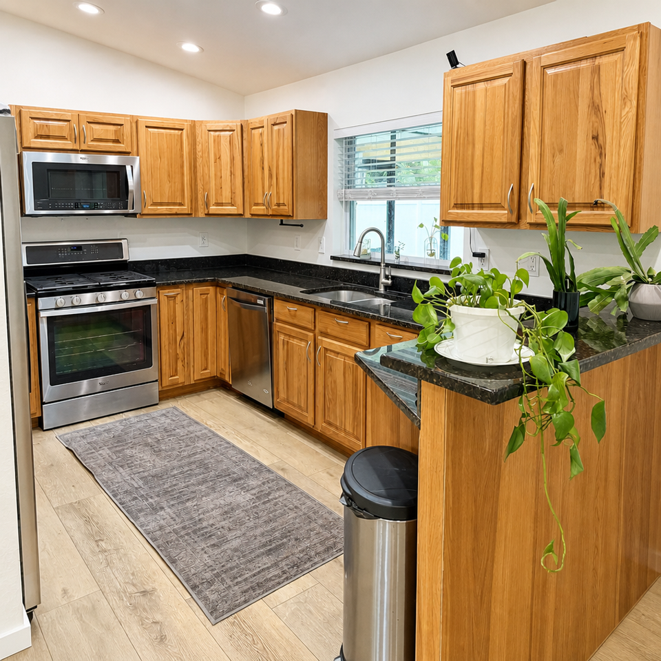 324 42nd Ave N - Photo 7 of 33