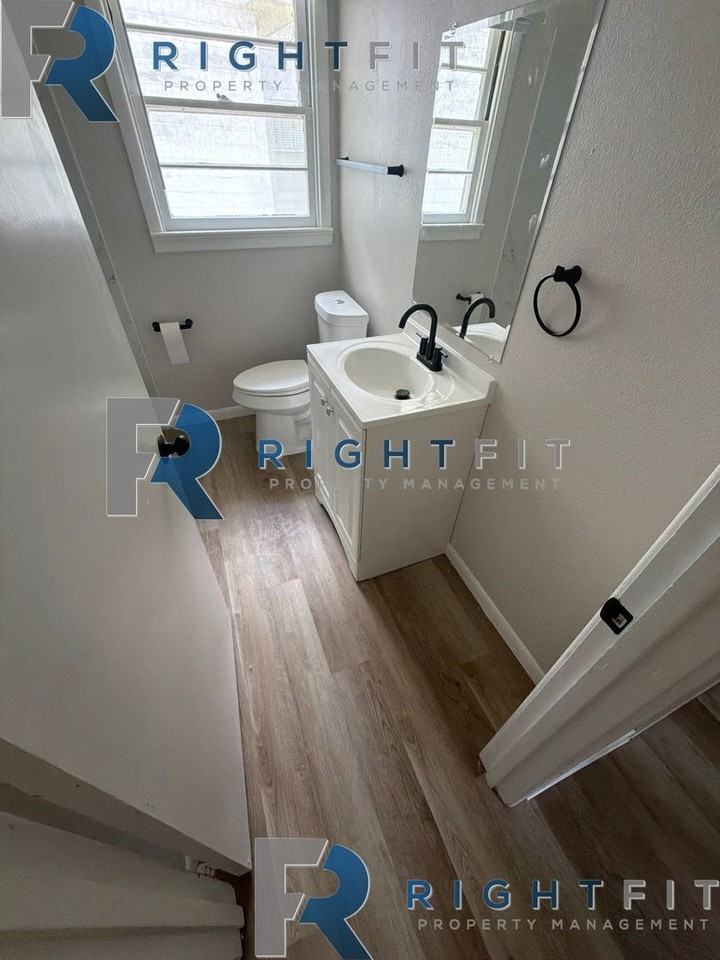 1214 Mockingbird Ln - Photo 5 of 12