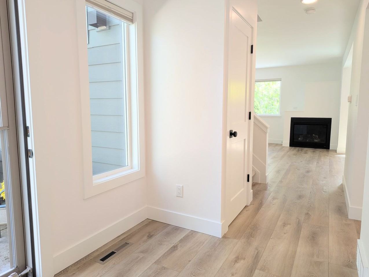 4240 Corriente Pl - Photo 4 of 17
