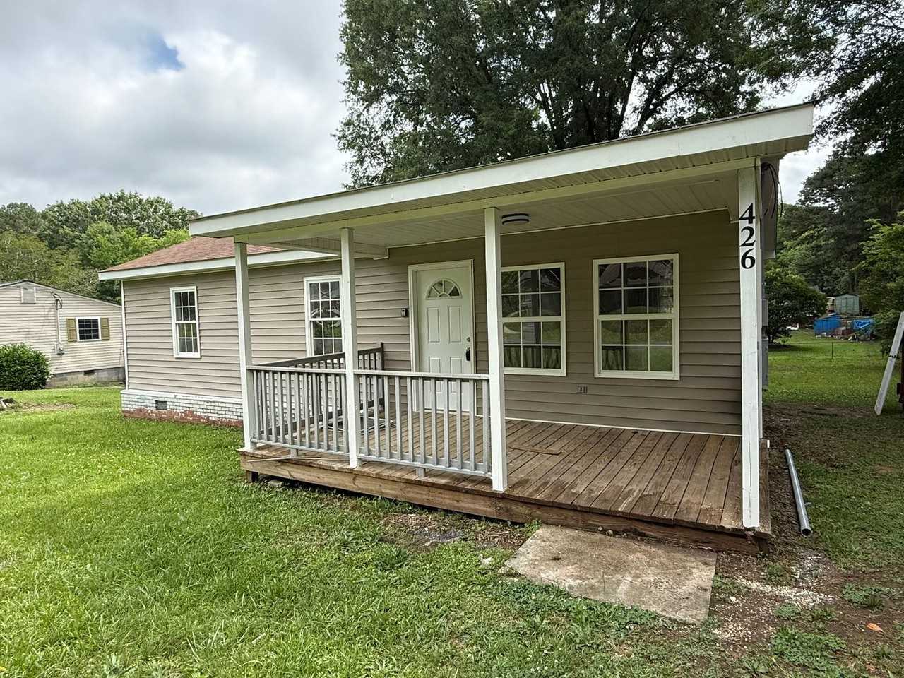 426 Atkins Ave - Photo 2 of 8