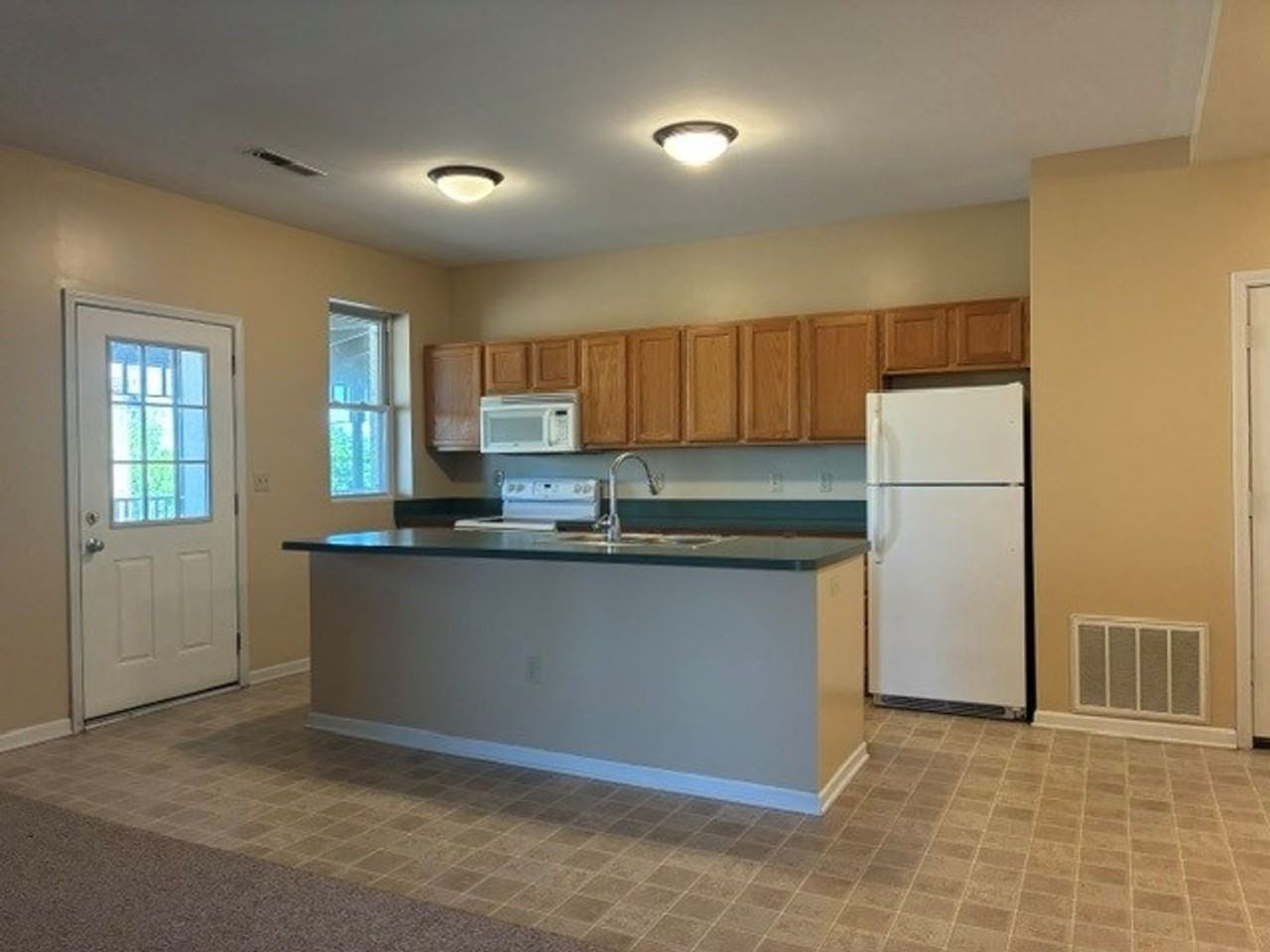 104 E Walworth Ave - Photo 3 of 14