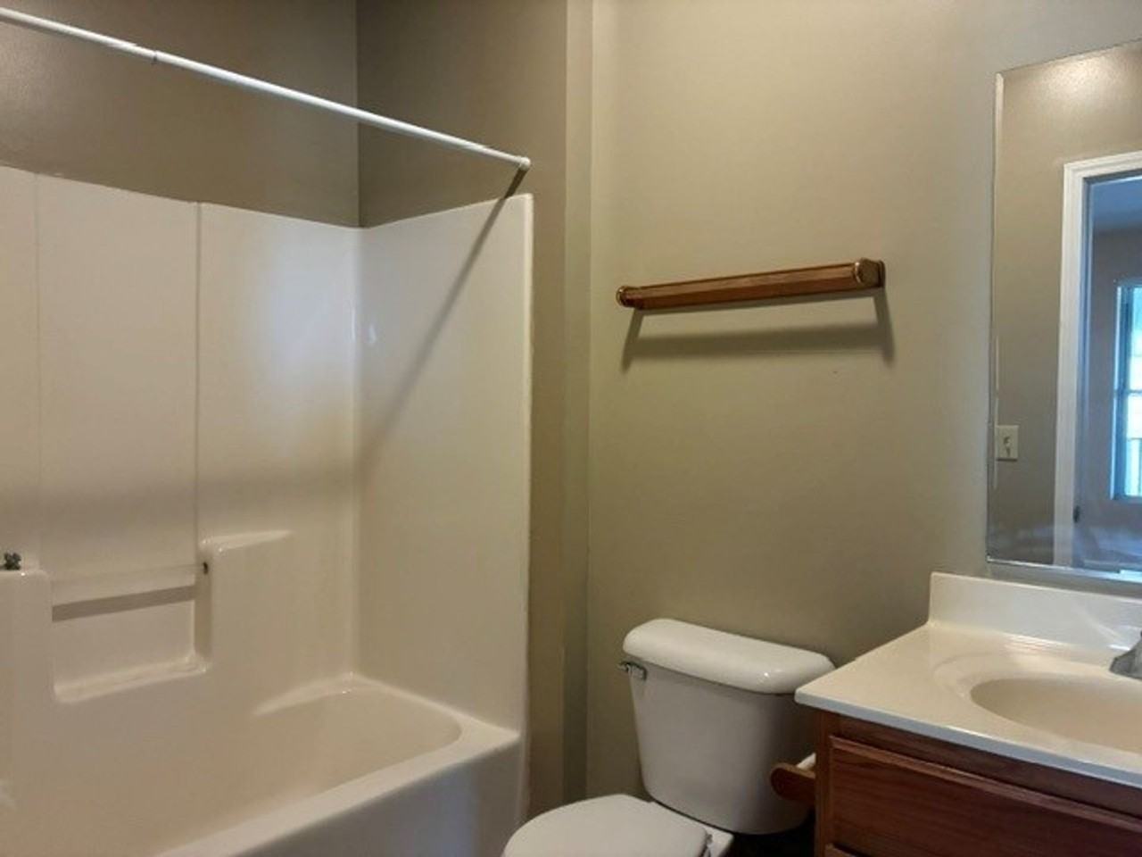 104 E Walworth Ave - Photo 7 of 14