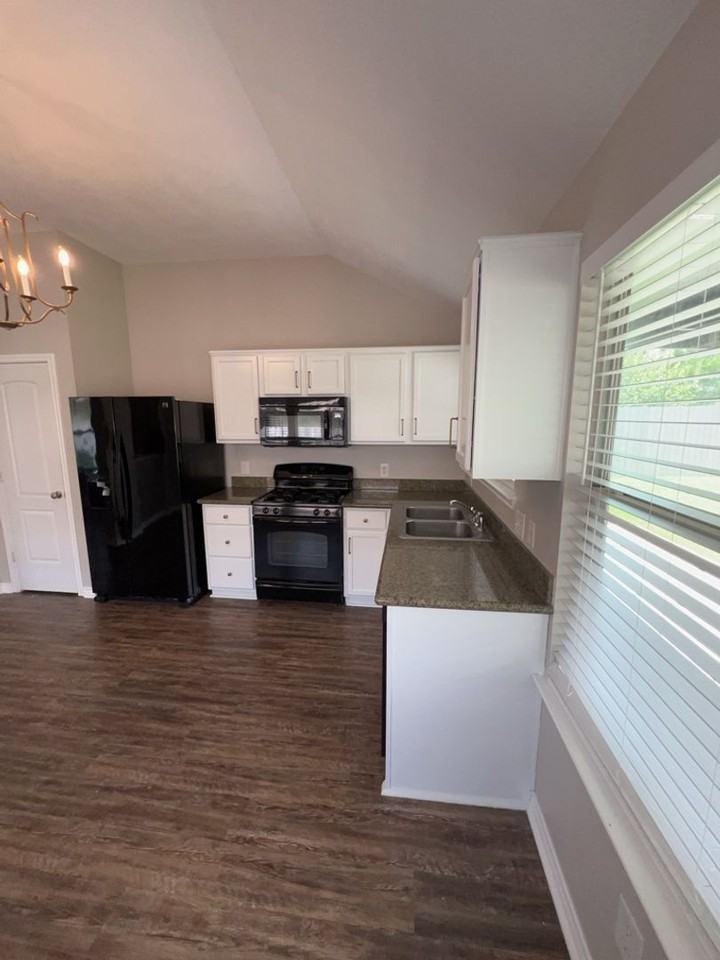 2602 Alexander Valley Ct - Photo 6 of 18
