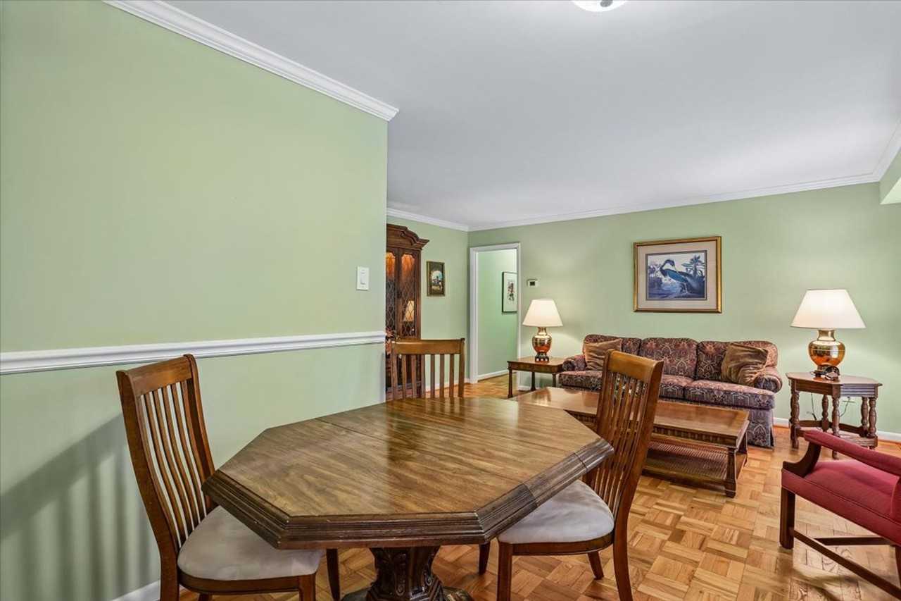 10513 Weymouth St #102 - Photo 6 of 50