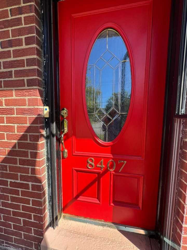 8407 W Boulevard Dr - Photo 3 of 20