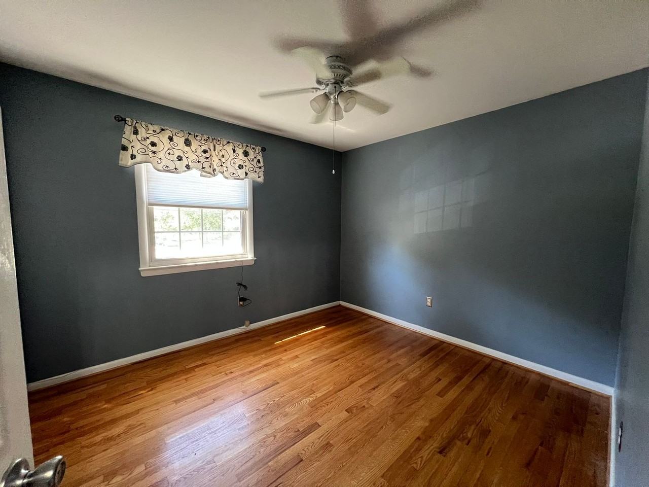 8407 W Boulevard Dr - Photo 7 of 20
