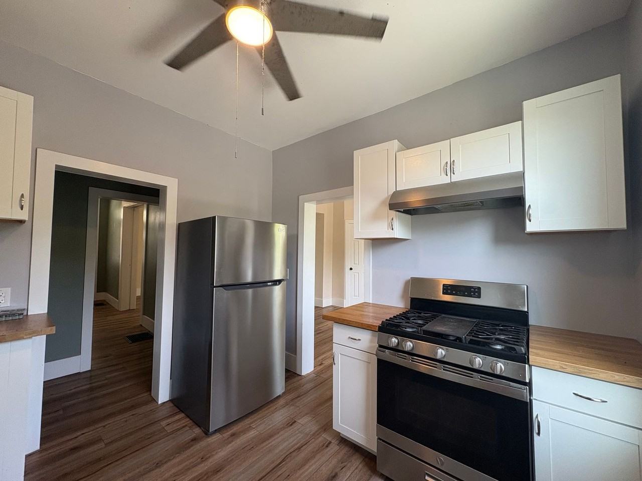 535 Marie Ave - Photo 5 of 27