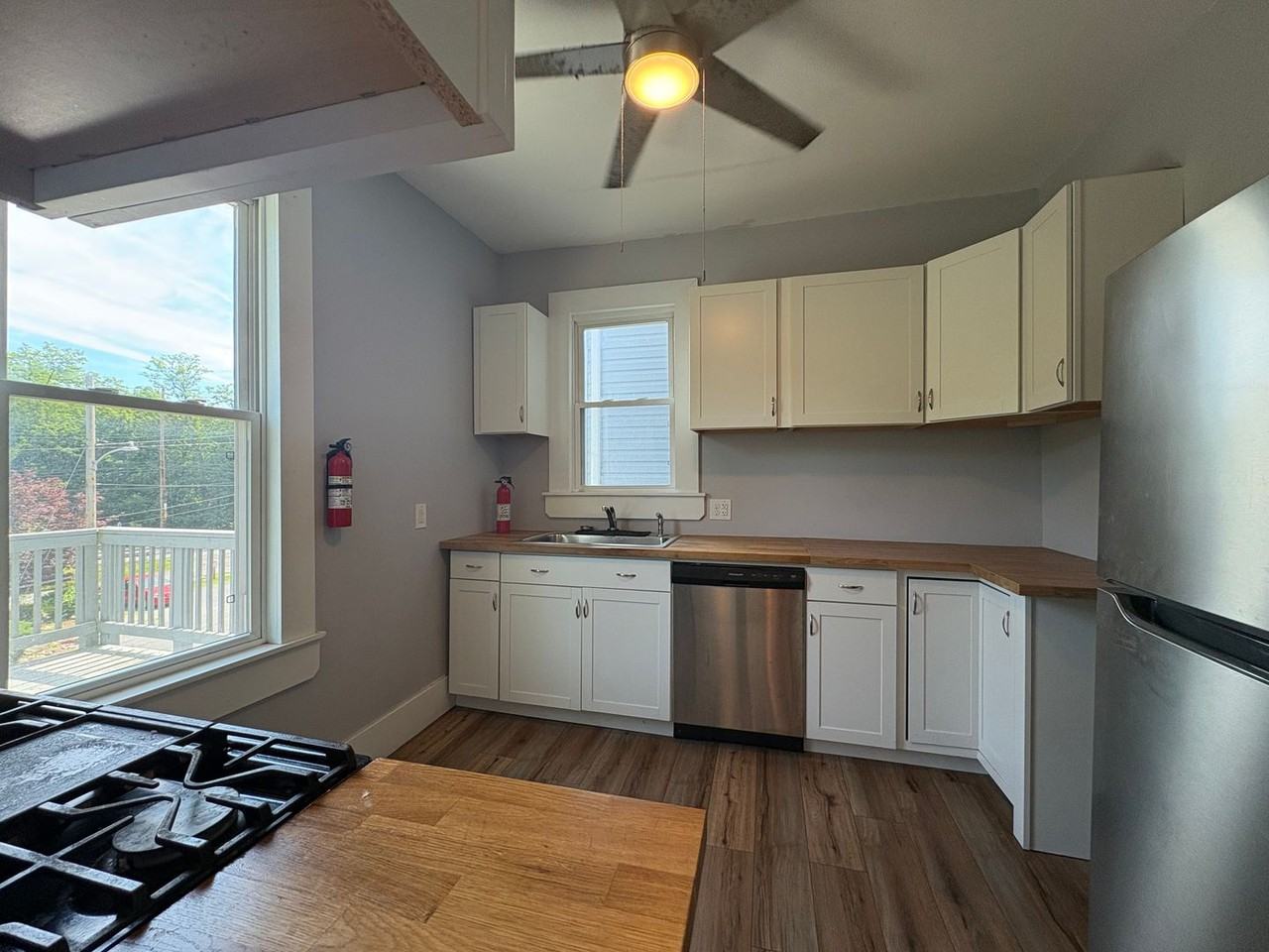 535 Marie Ave - Photo 6 of 27