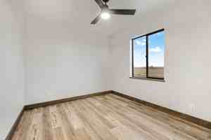 featured image of 286 E 5th S